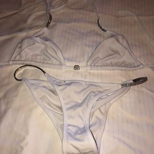Bikini white no tag but never use.